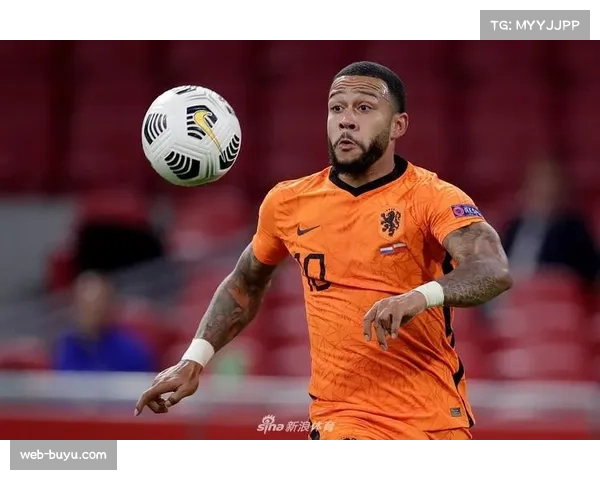 伤愈复出的荷兰边锋替补登场,用进球点燃全场 伤愈复出的荷兰边锋替补登场,用进球点燃全场
